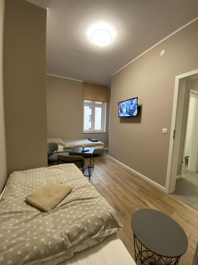 Apartament Kleopatra Gniezno Bagian luar foto