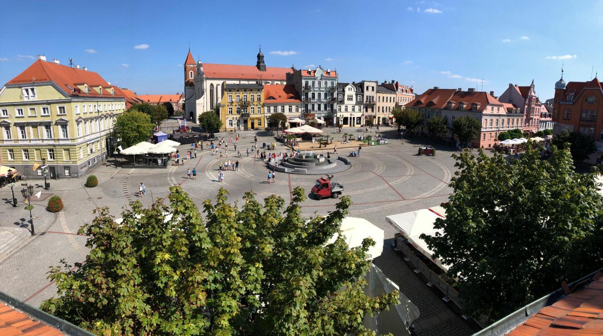 Apartament Kleopatra Gniezno Bagian luar foto